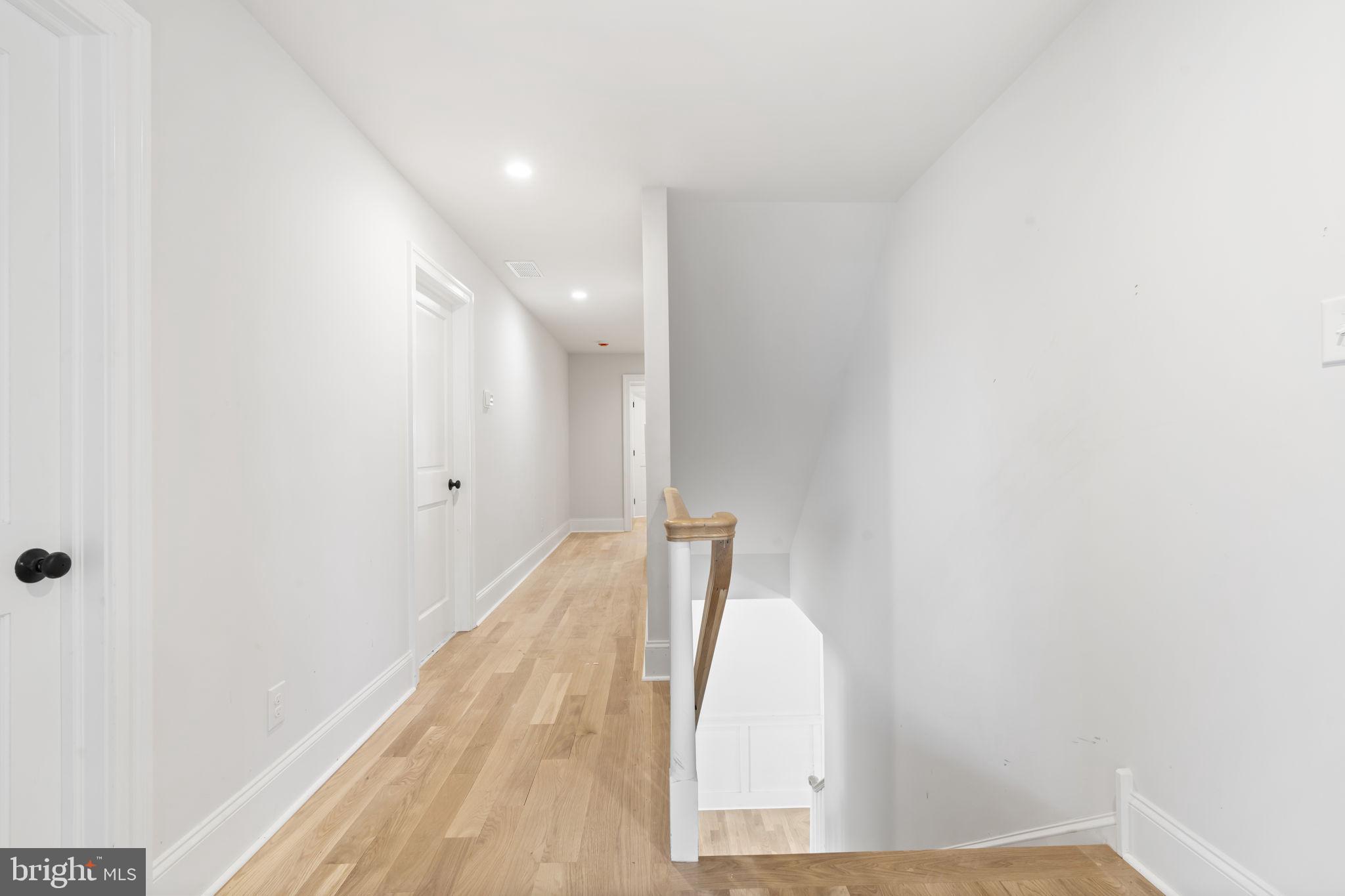 39 Simpson Rd