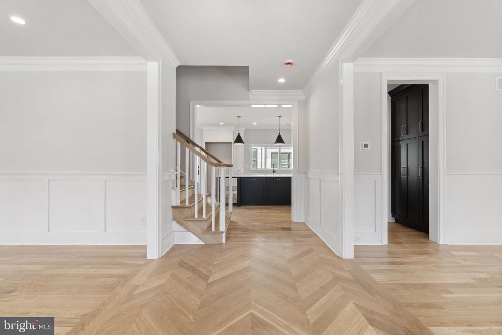 39 Simpson Rd