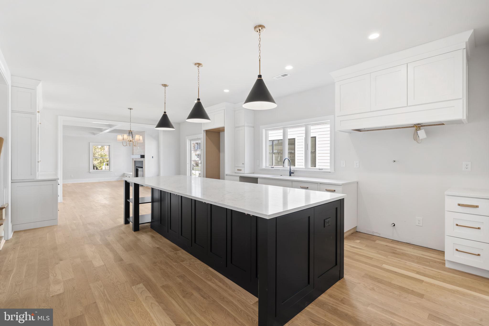 39 Simpson Rd