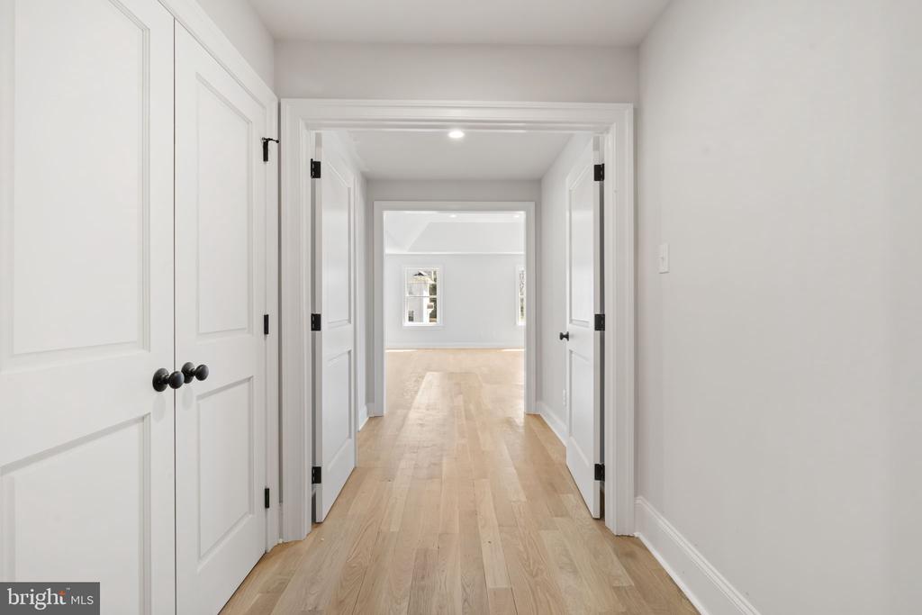 39 Simpson Rd