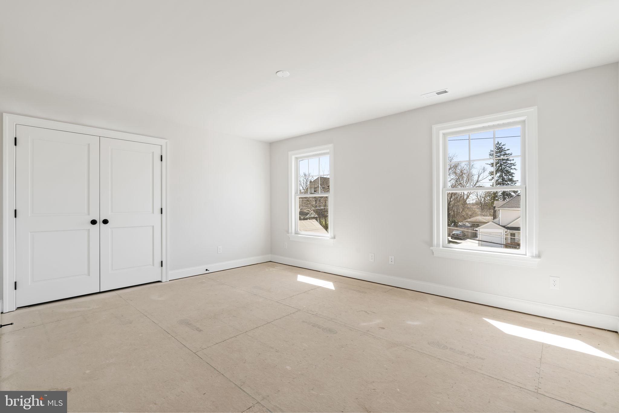 39 Simpson Rd