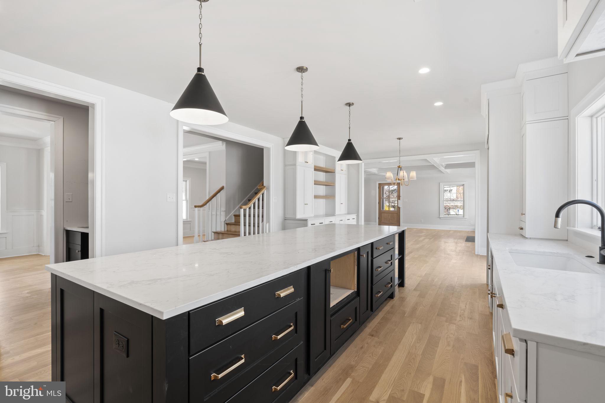 39 Simpson Rd