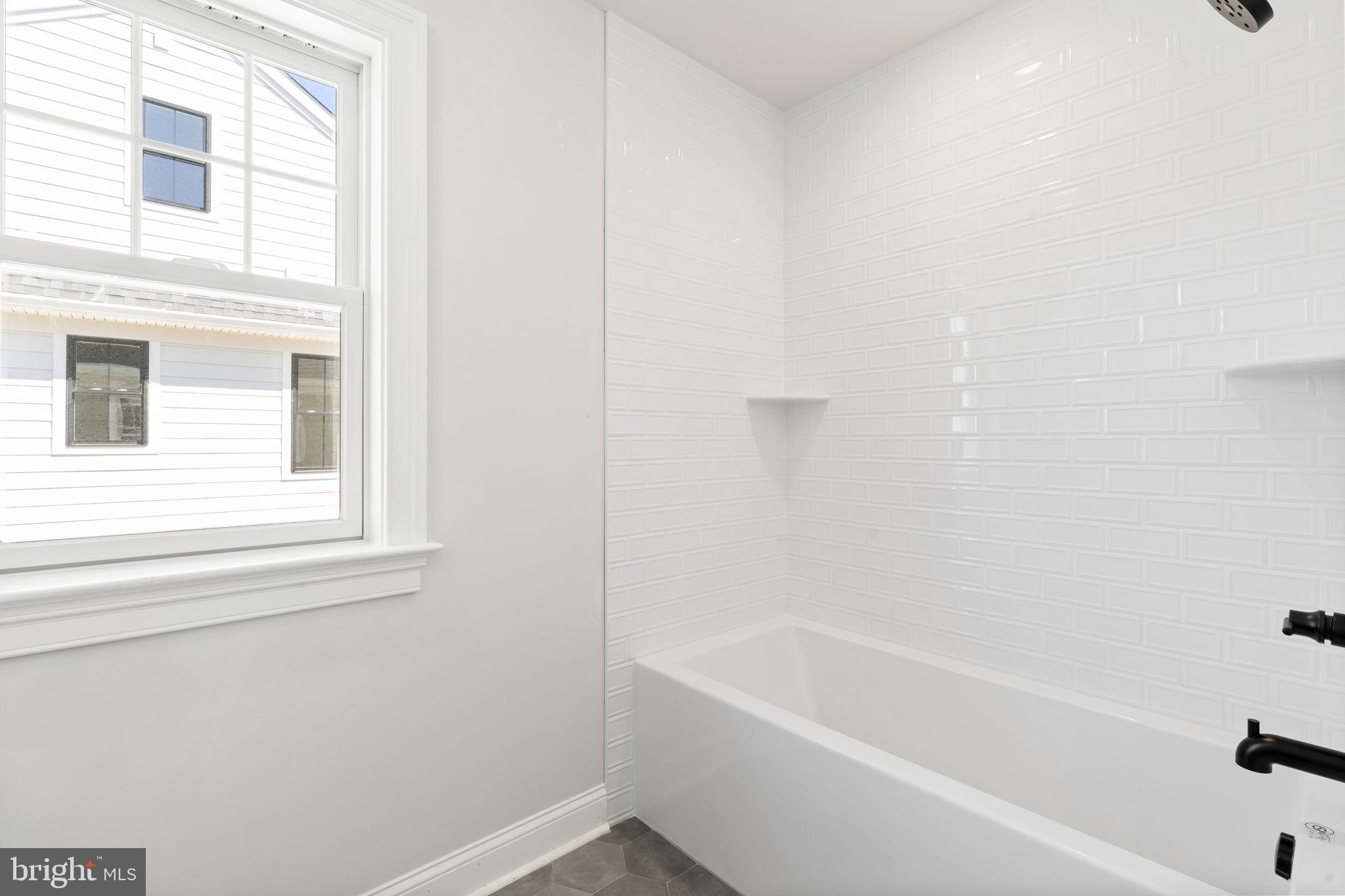39 Simpson Rd