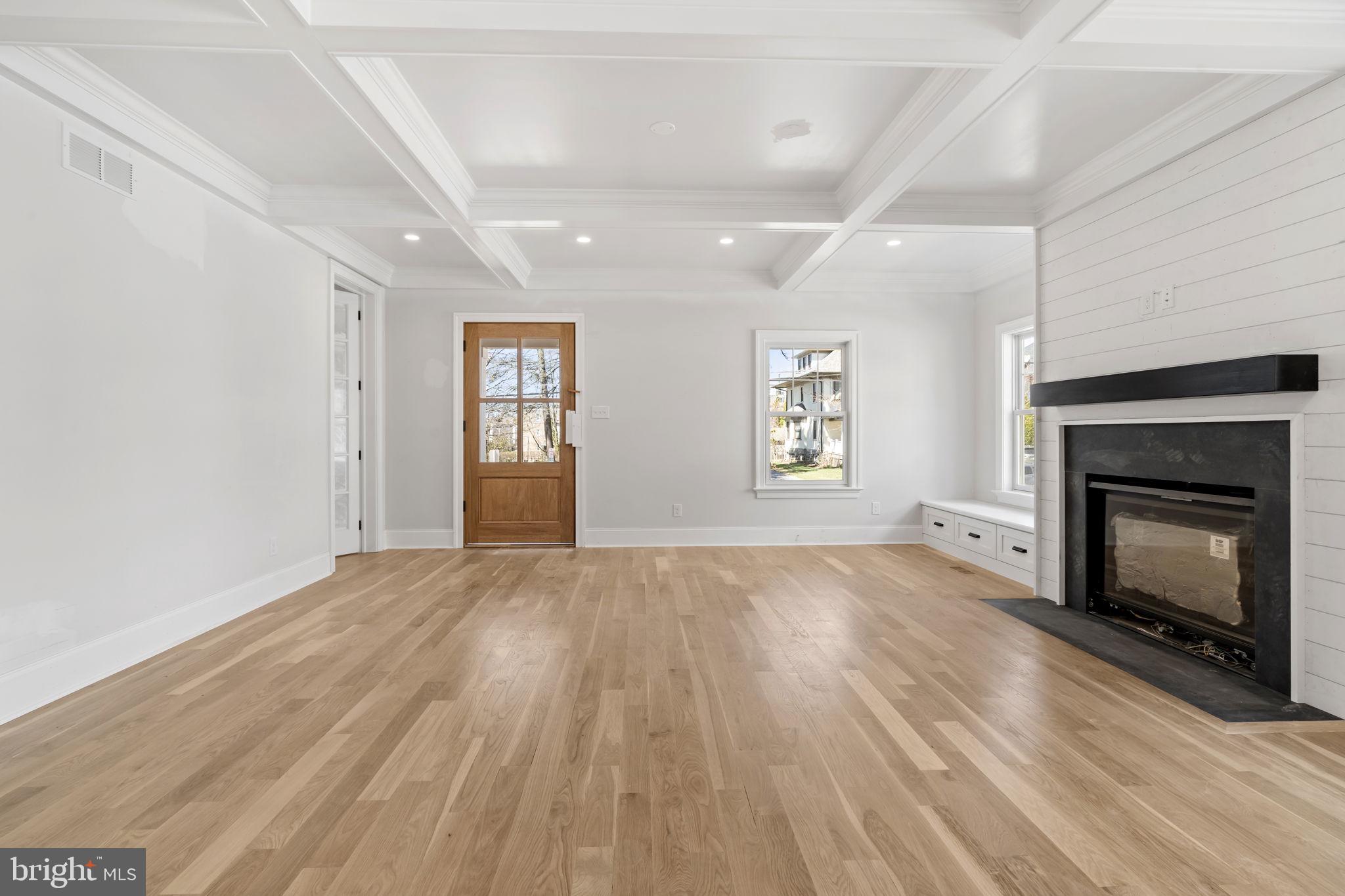 39 Simpson Rd