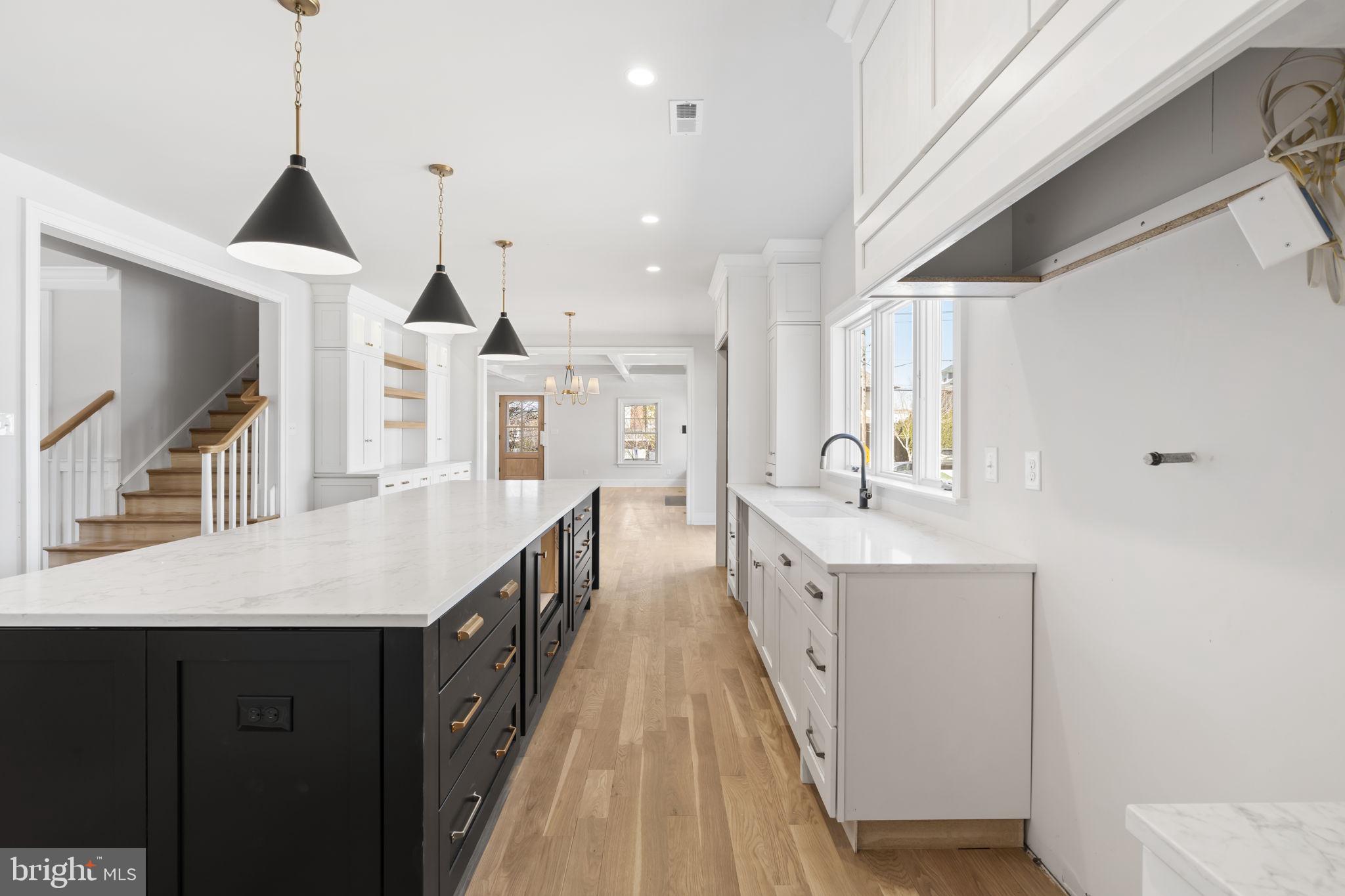 39 Simpson Rd