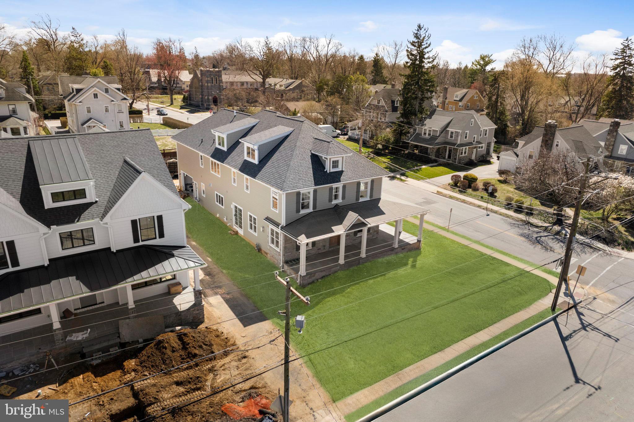 39 Simpson Rd