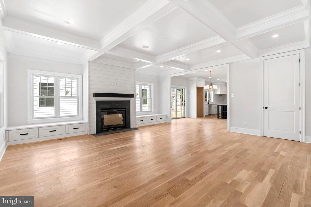39 Simpson Rd
