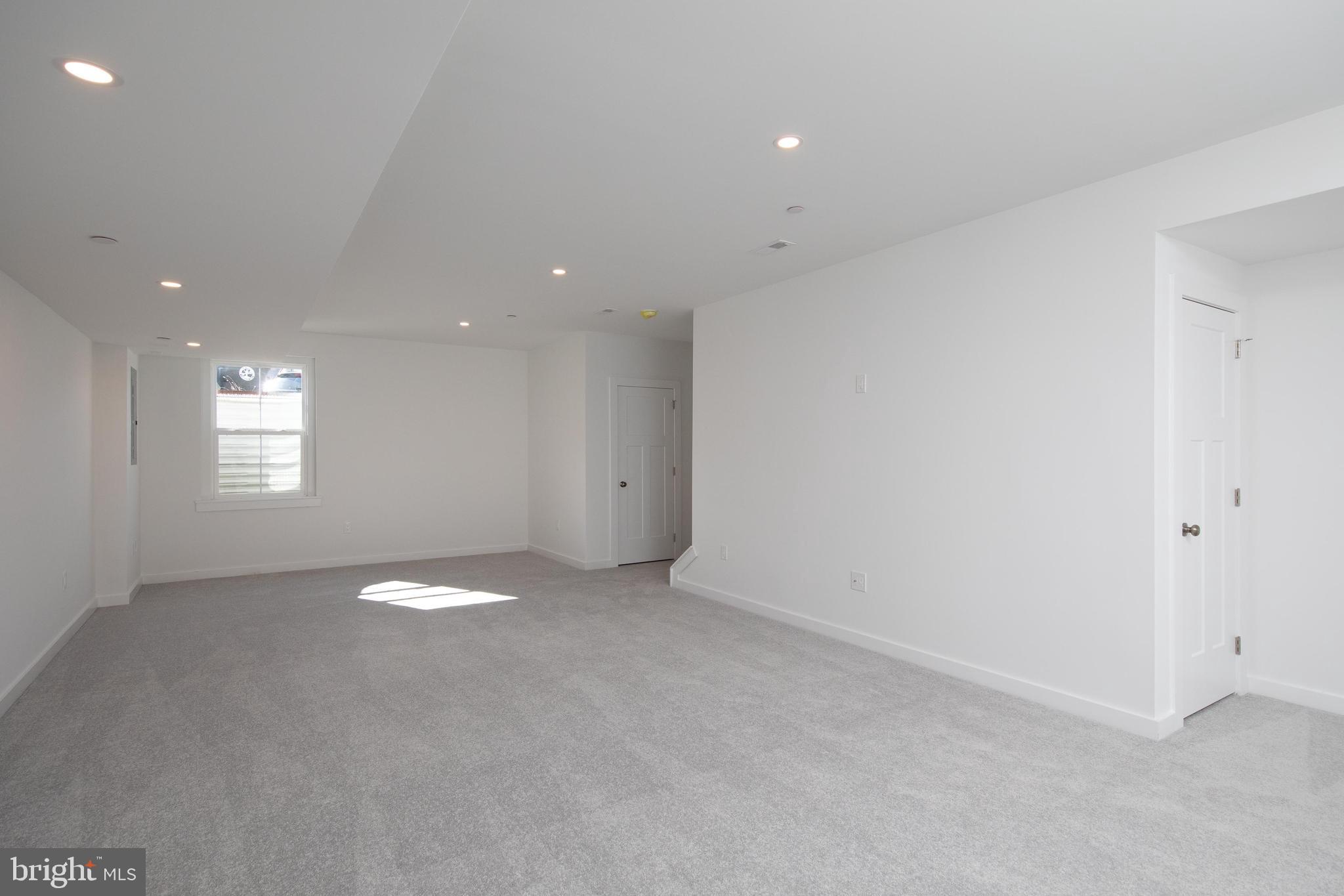 408 E 7th Ave #Lot 5