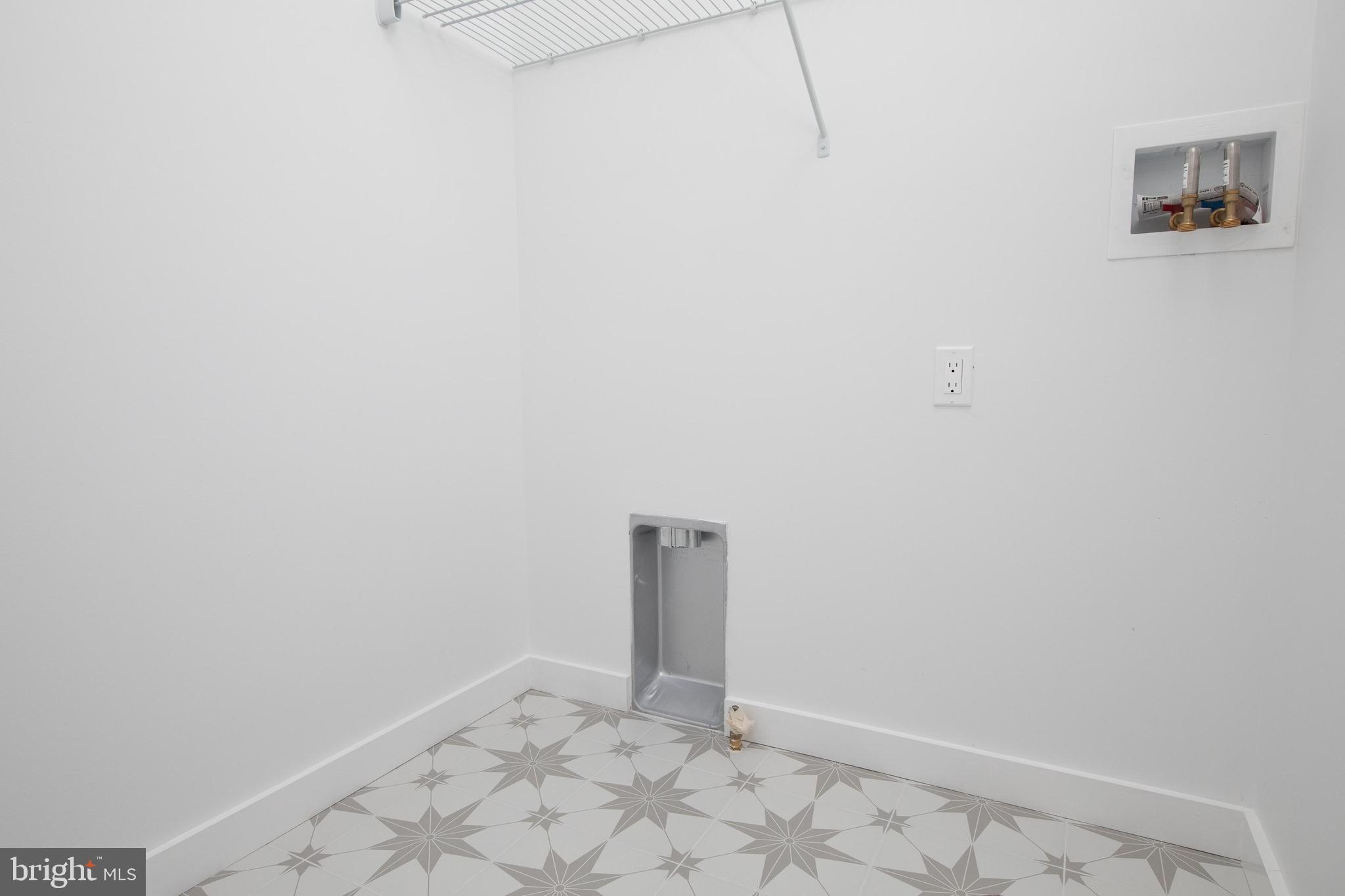 408 E 7th Ave #Lot 5