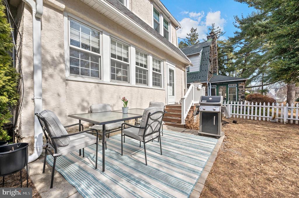 517 Merwyn Rd