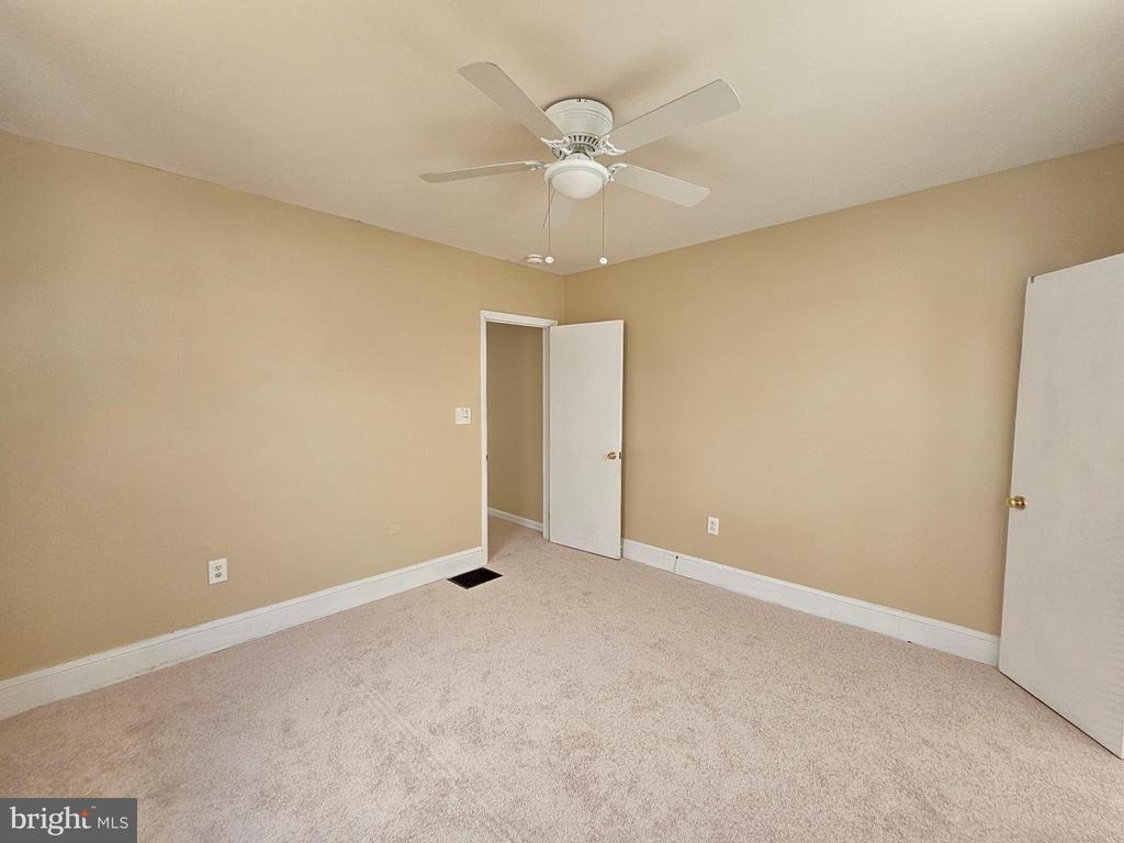 228 LINWOOD AVE