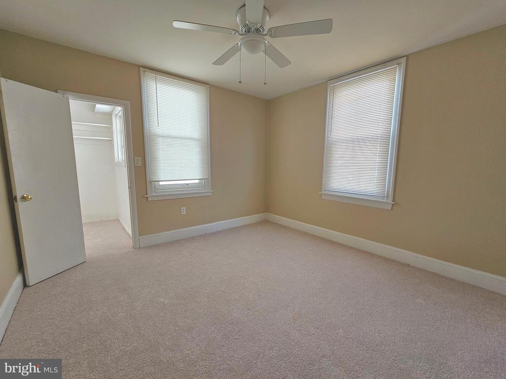 228 LINWOOD AVE
