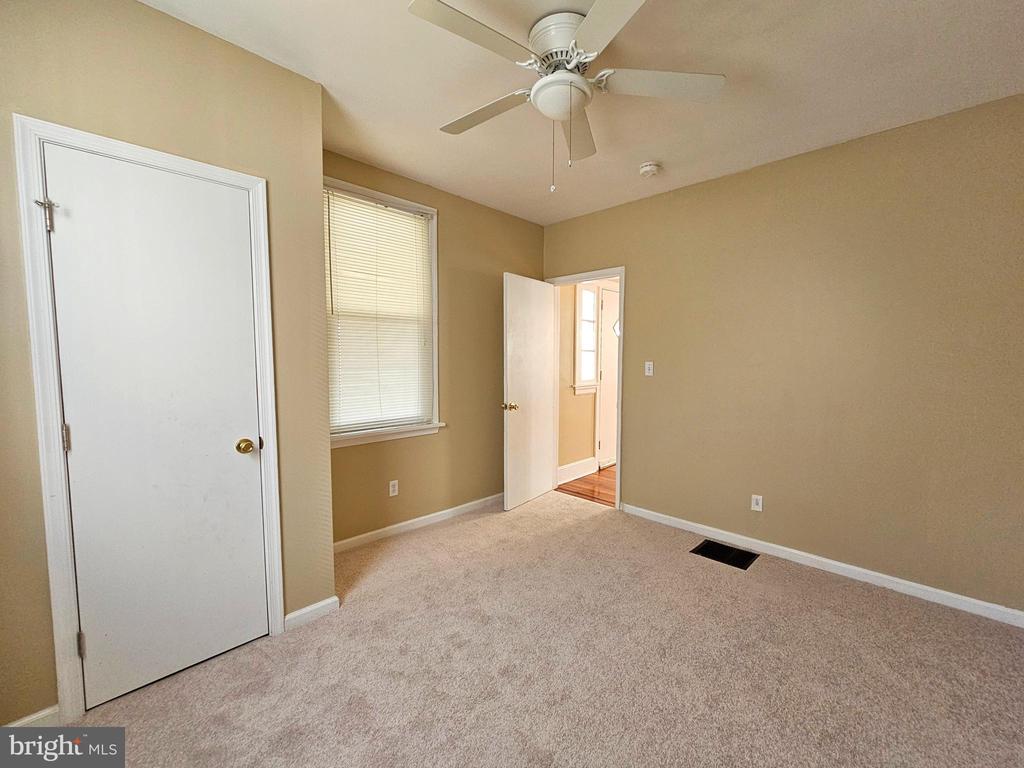 228 LINWOOD AVE