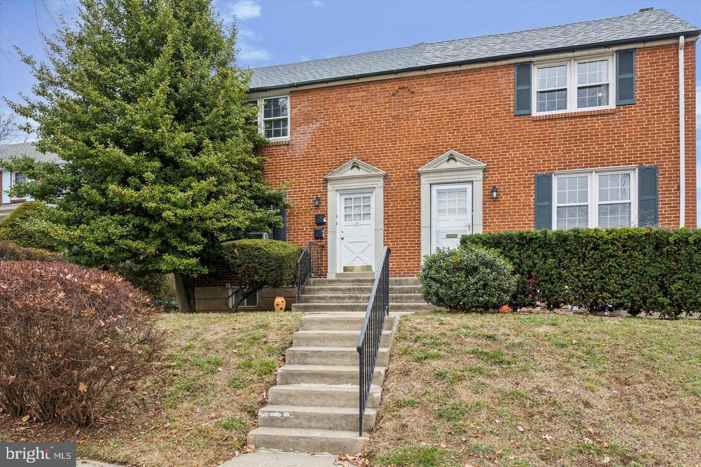 11 TRENT RD #2ND FLOOR