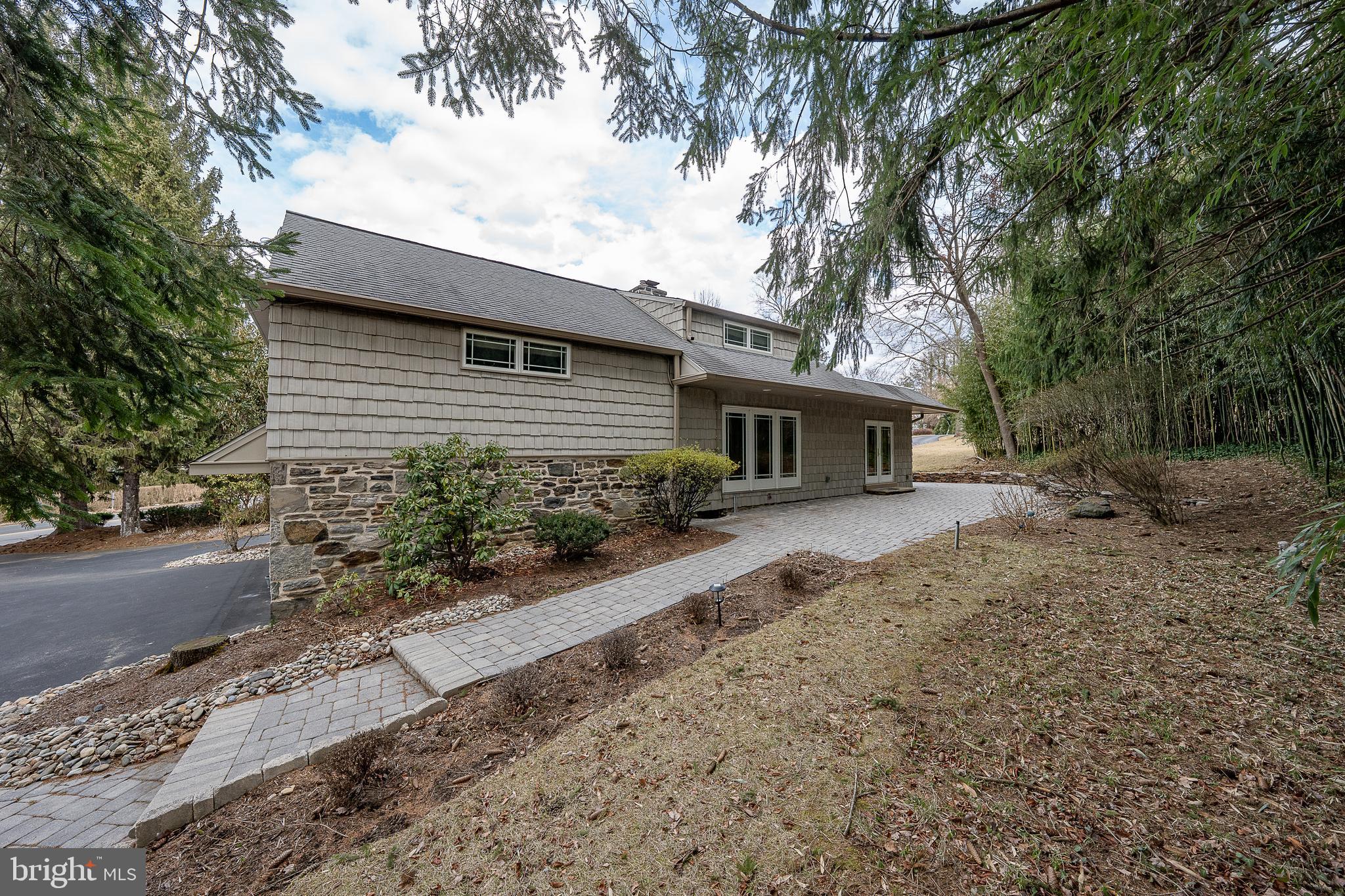 809 MATSONS FORD RD