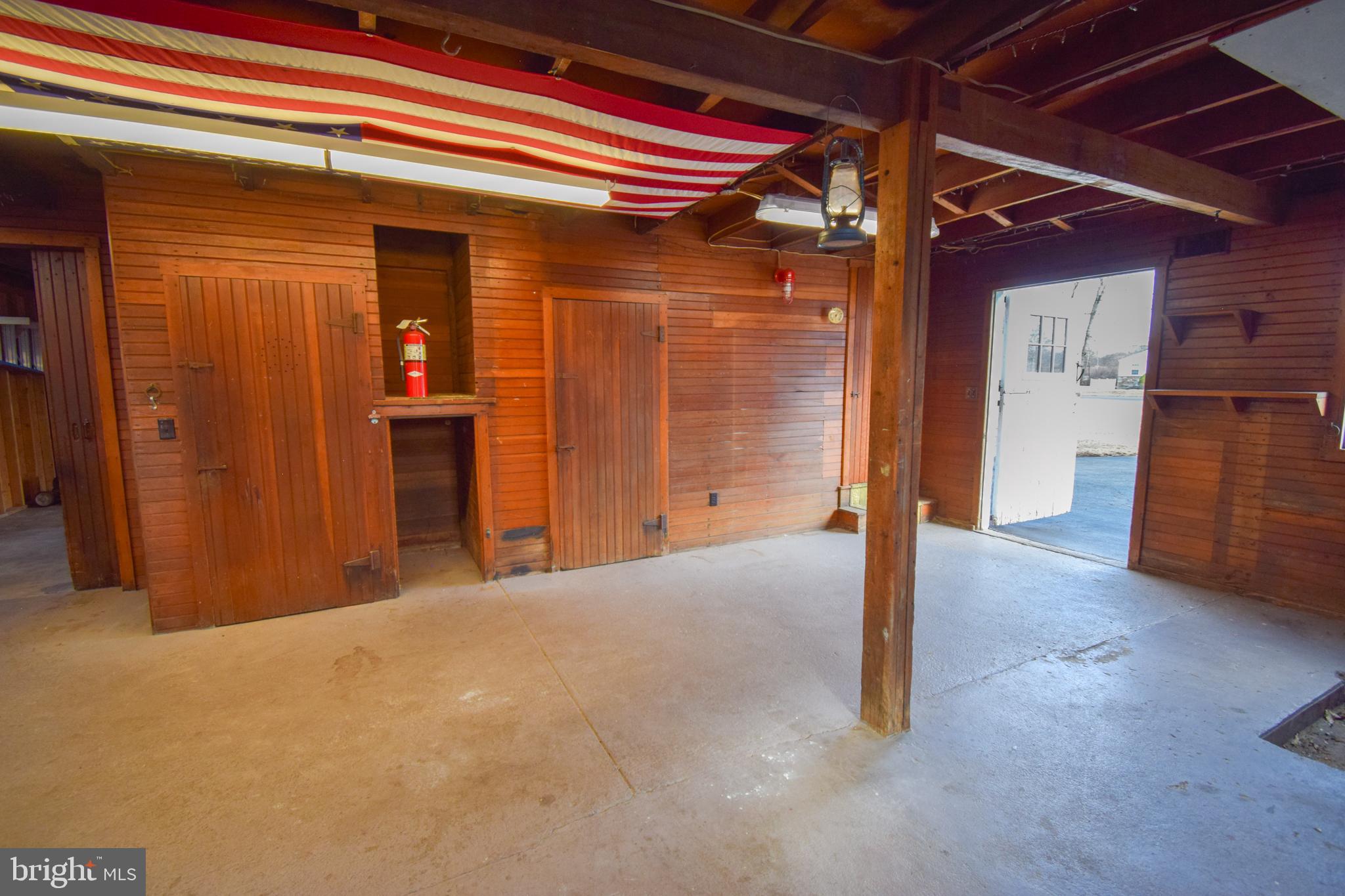 218 Royal Ave