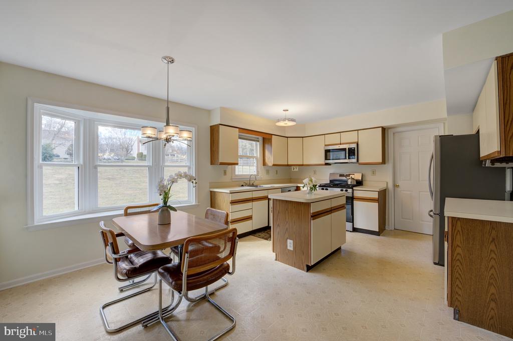 1468 Barton Dr
