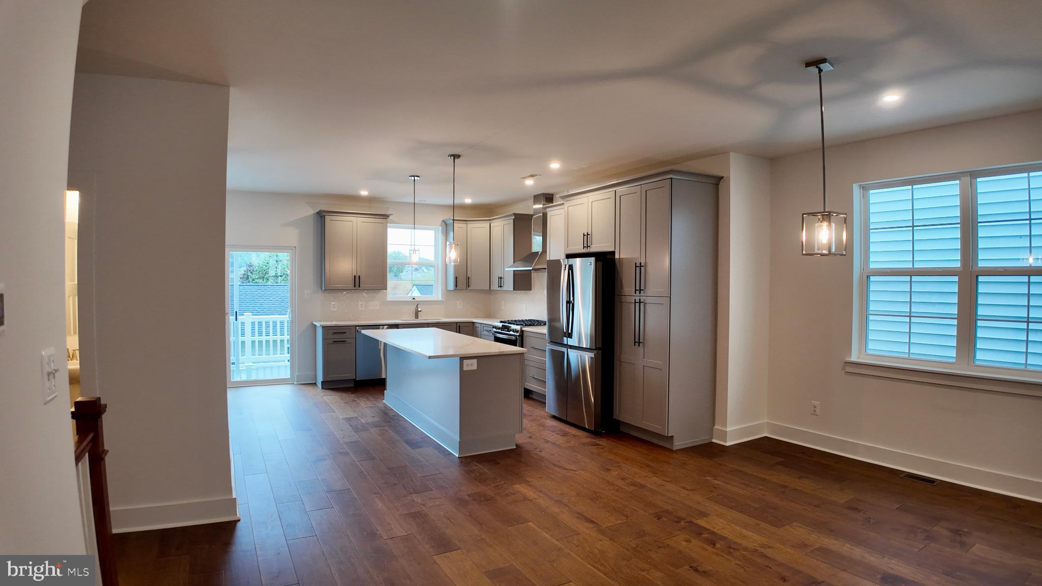 408 E 7th Ave #Lot 5