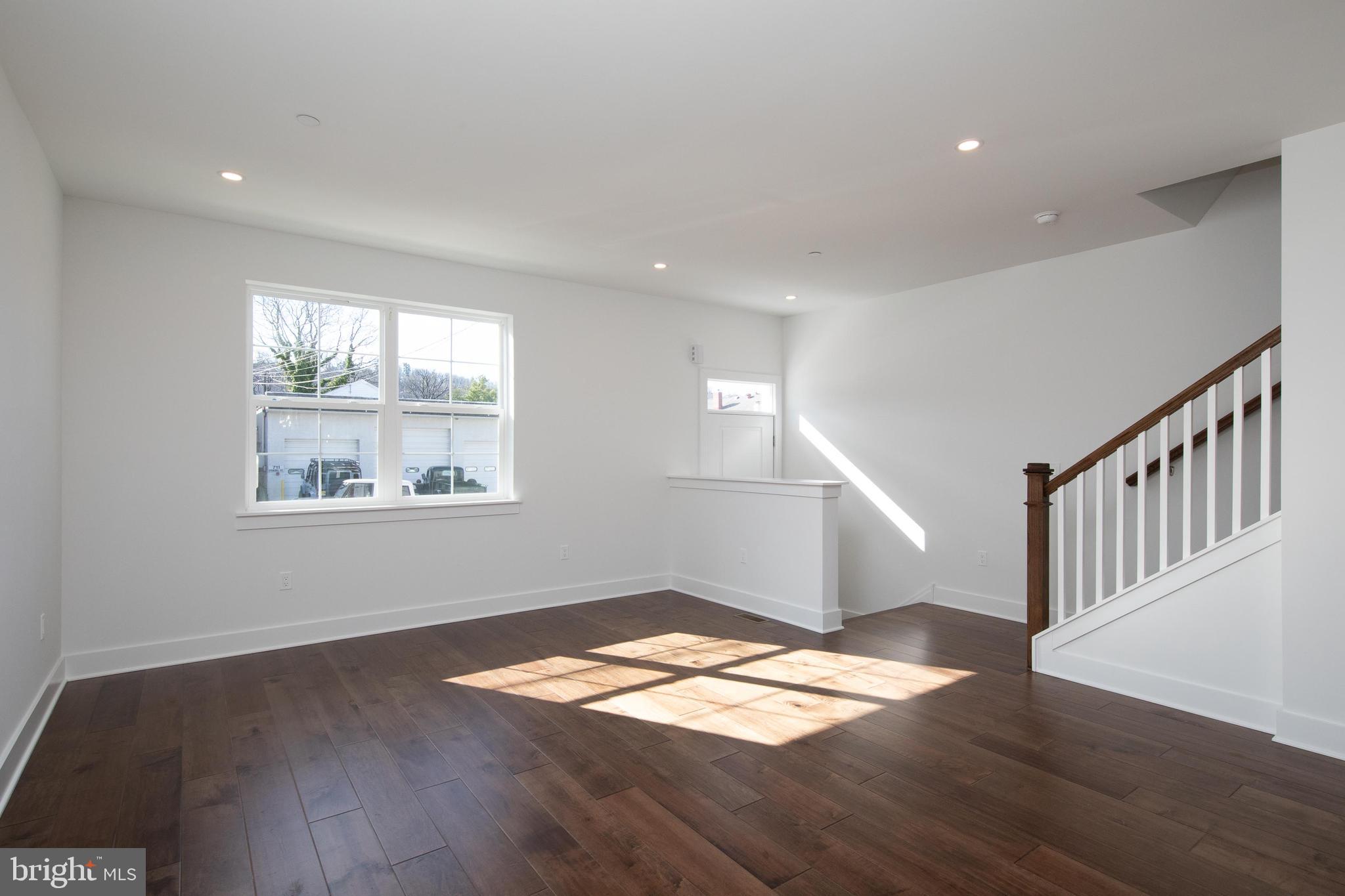 408 E 7th Ave #Lot 5