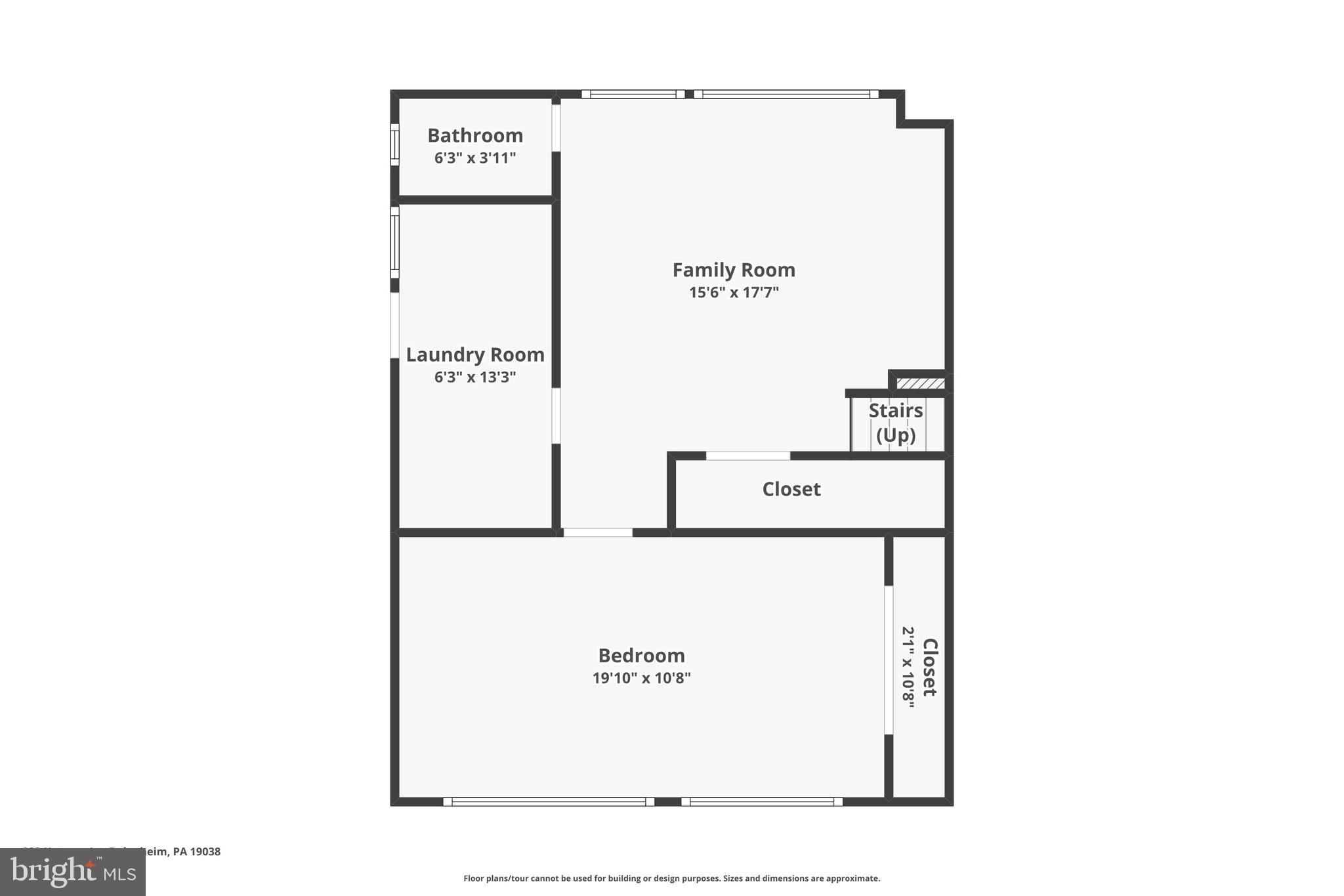 903 Harston Ln