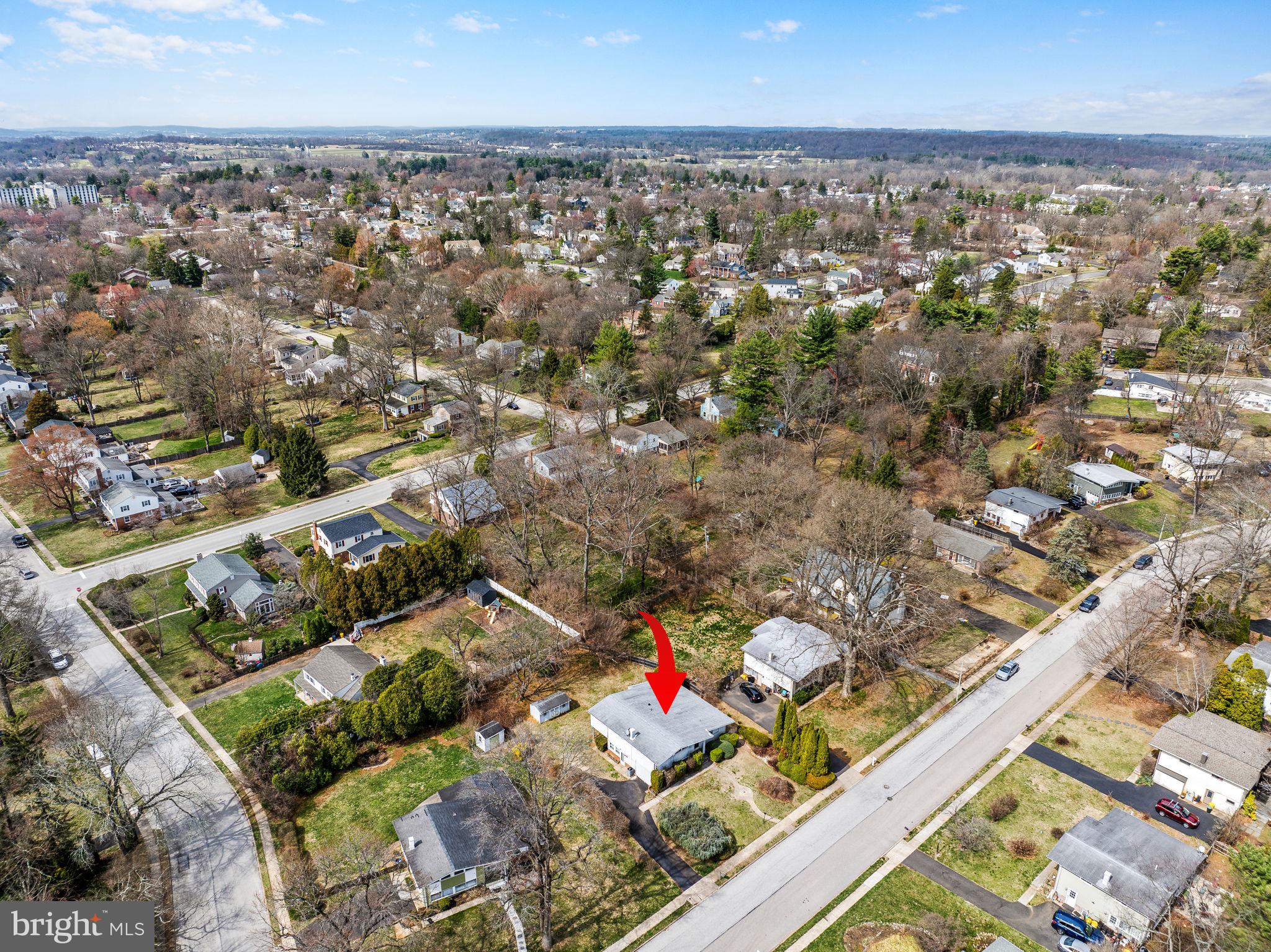 903 Harston Ln
