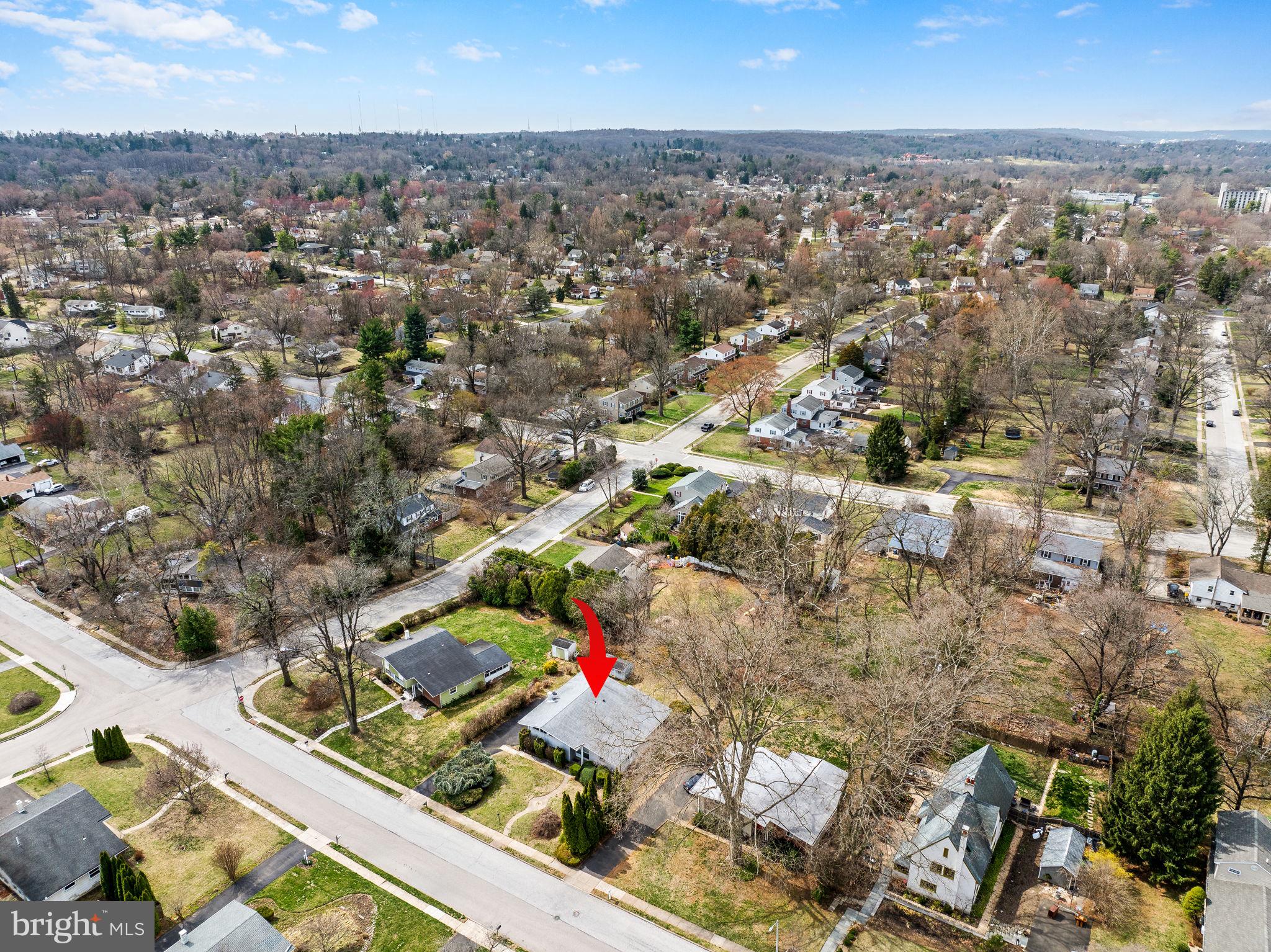 903 Harston Ln