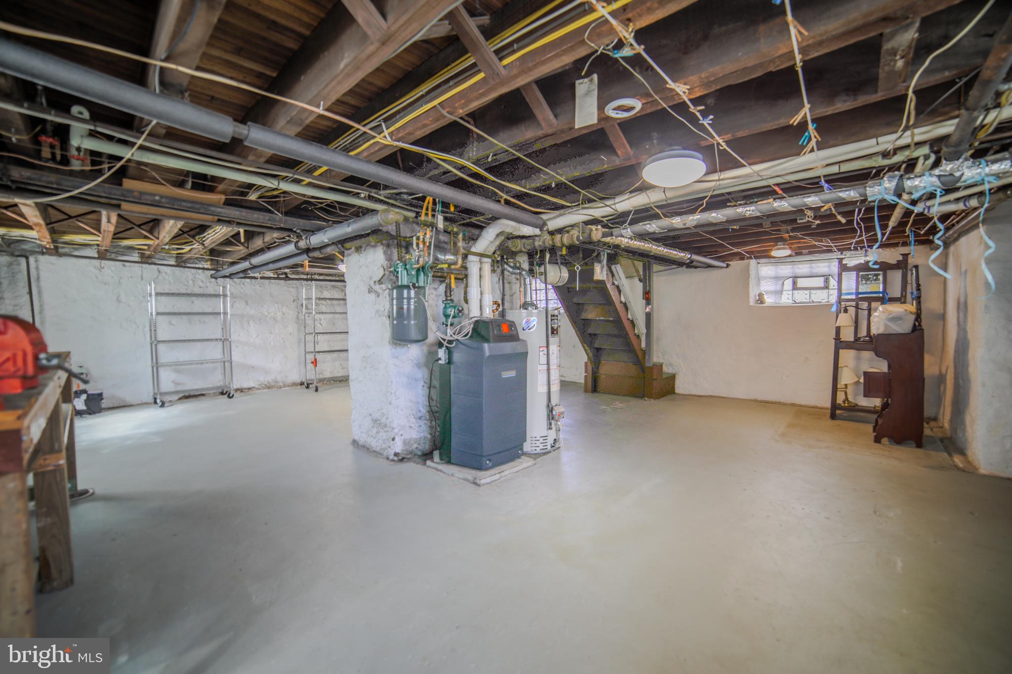 10 Elmwood Ave