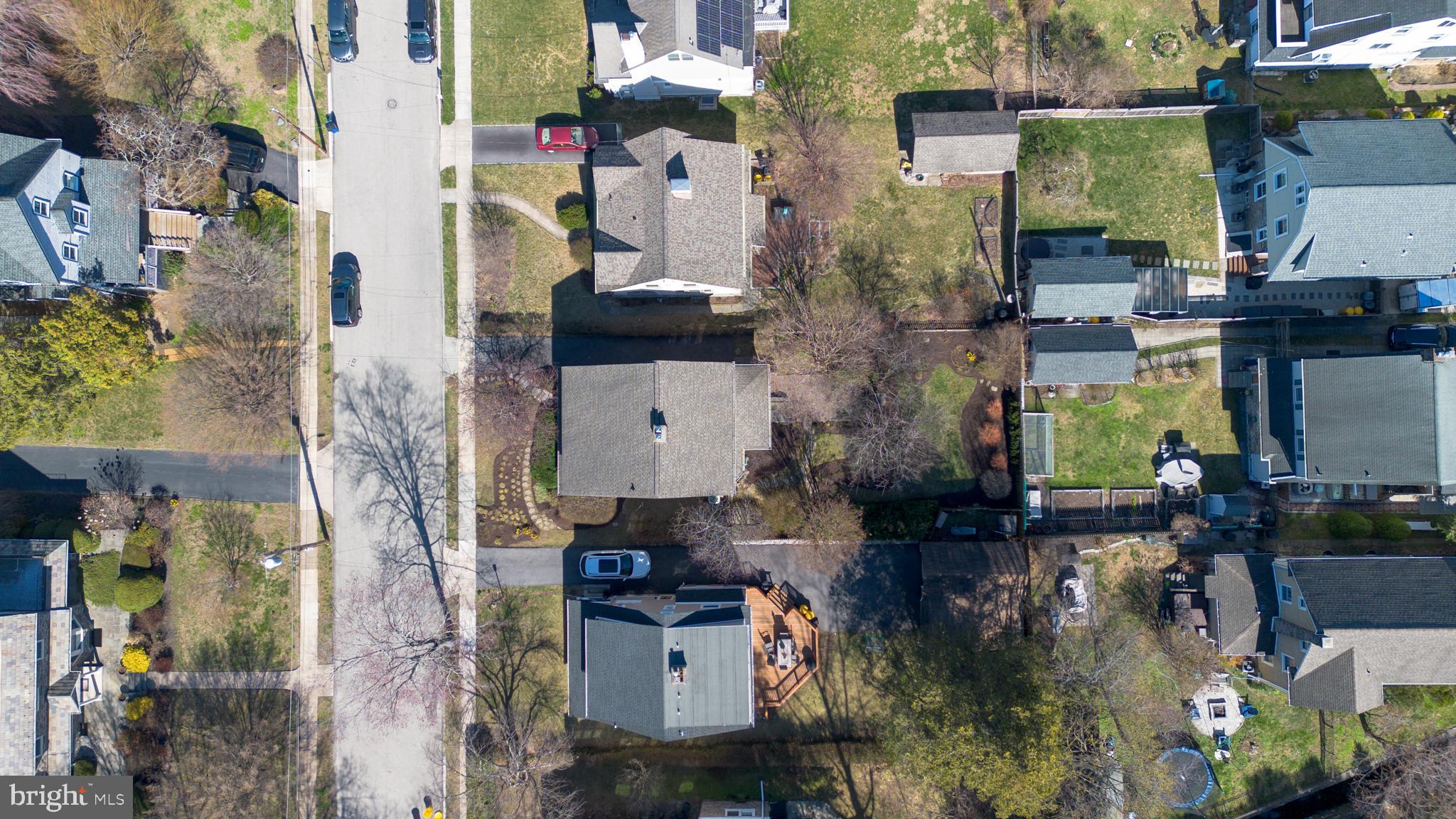 10 Elmwood Ave