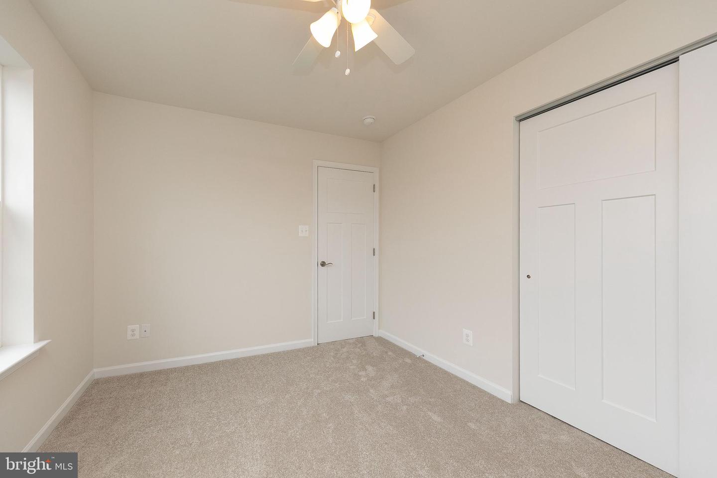 406 E 7th Ave
