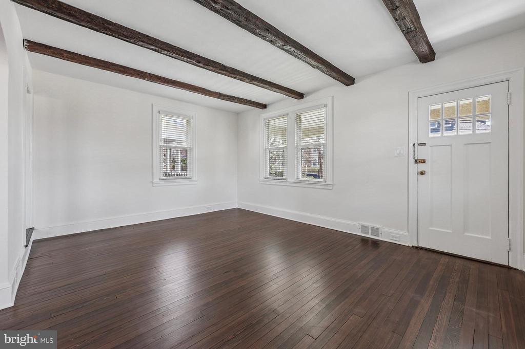 232 Linwood Ave