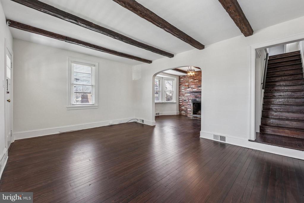232 Linwood Ave
