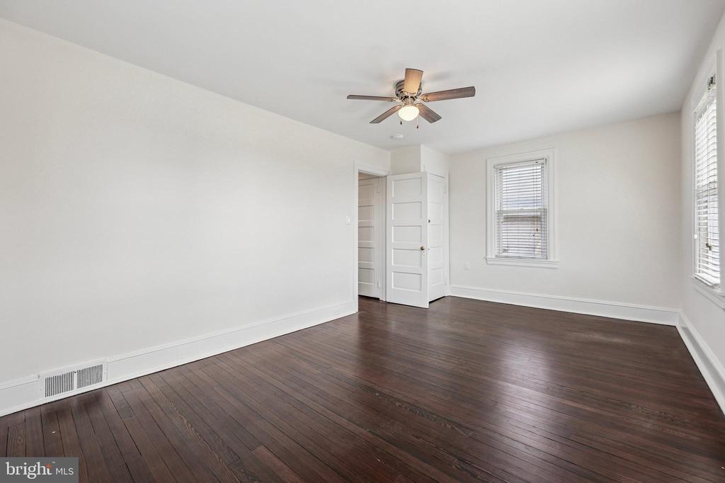 232 Linwood Ave