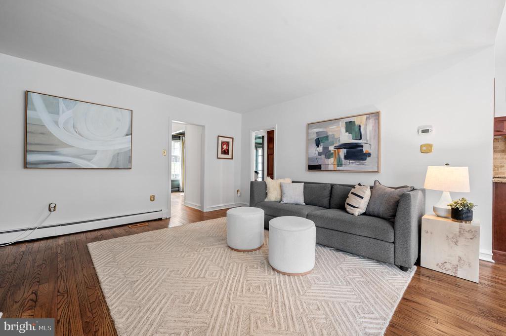 117 Adrienne Ln
