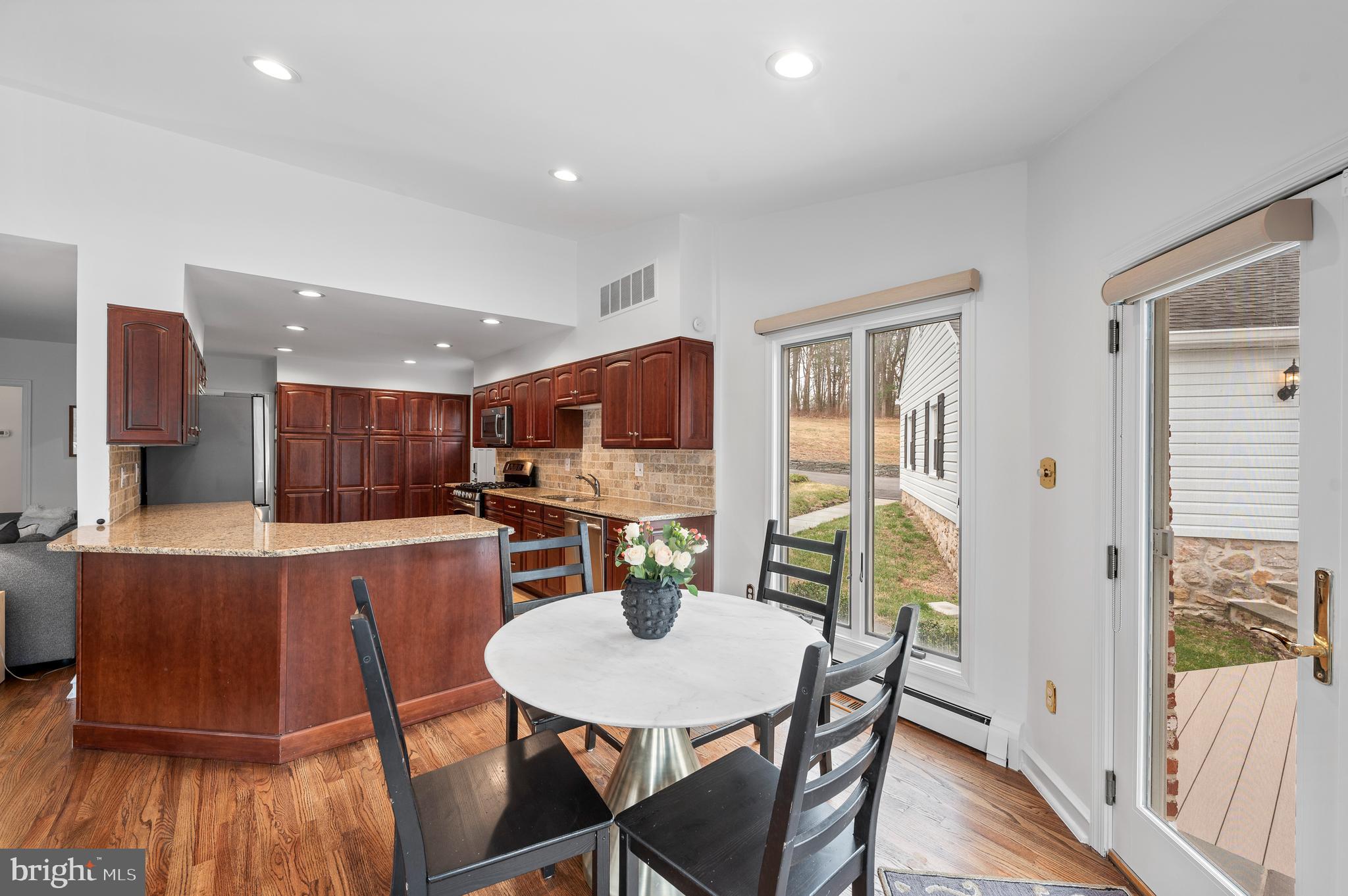 117 Adrienne Ln