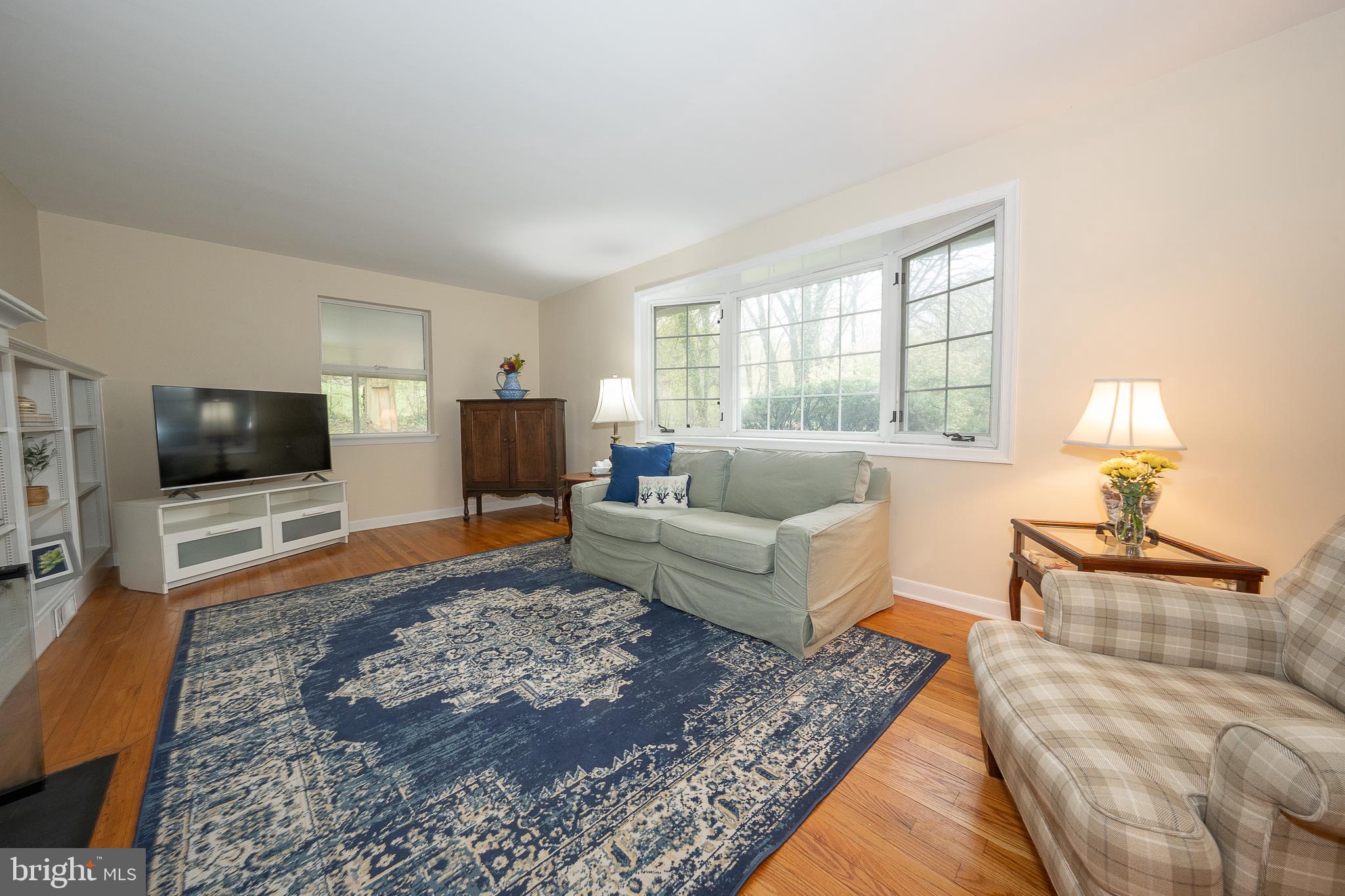 2031 Montgomery Ave