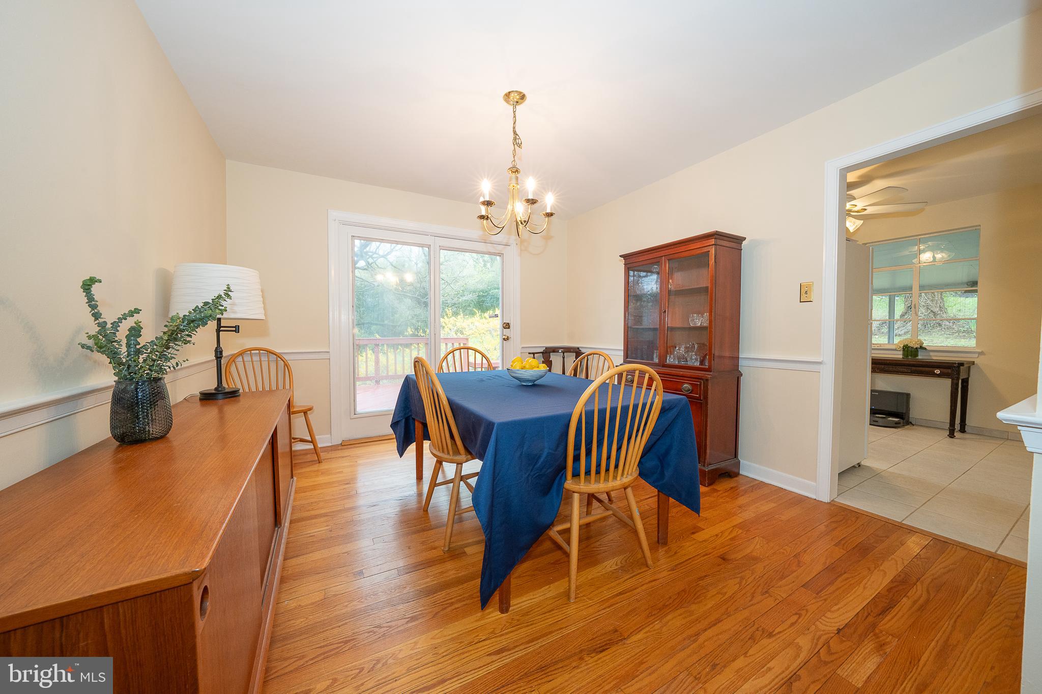 2031 Montgomery Ave