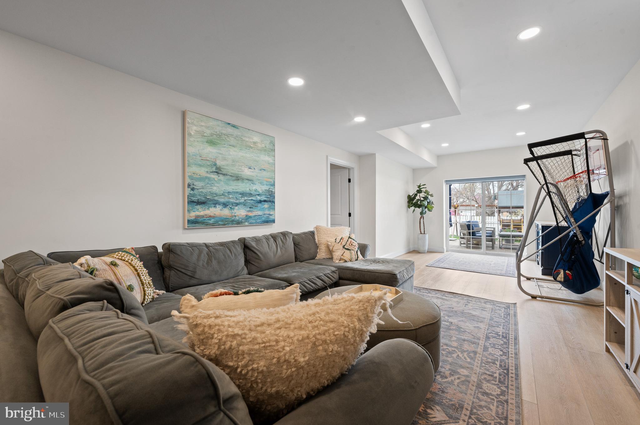 131 Ashland Ave