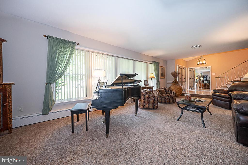 101 Andrea Rd