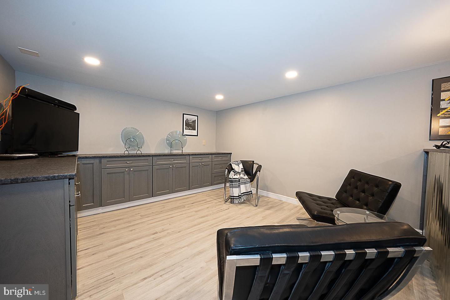 101 Andrea Rd
