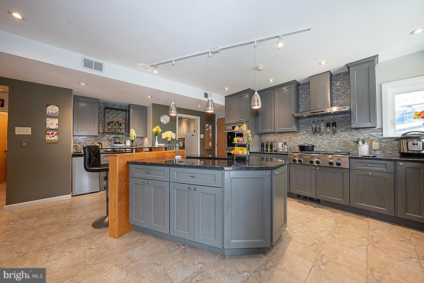 101 Andrea Rd
