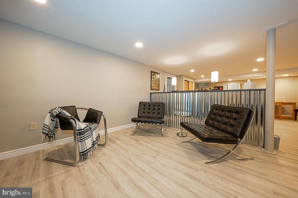 101 Andrea Rd