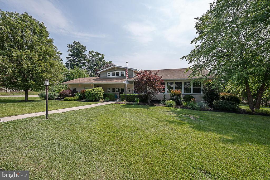 101 Andrea Rd
