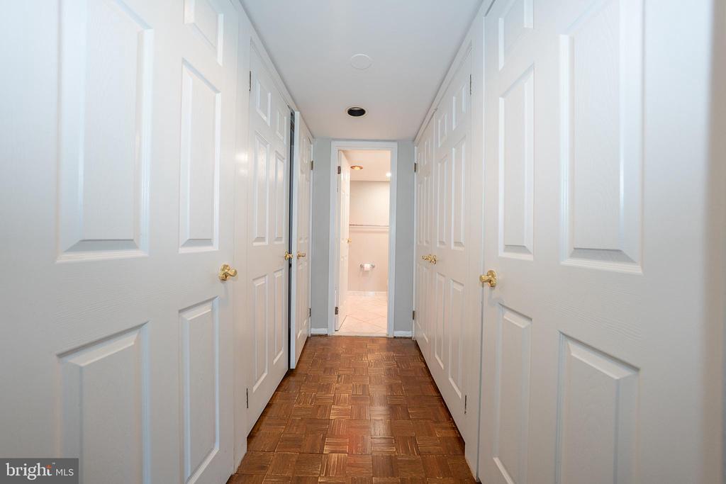 100 West Ave #607-W