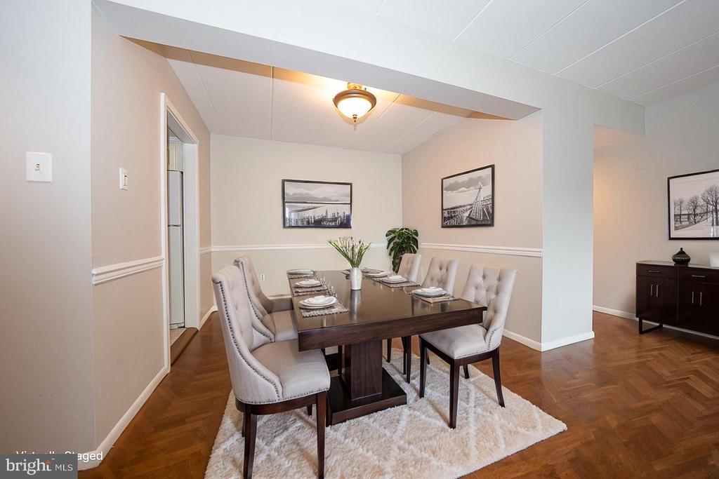 100 West Ave #607-W