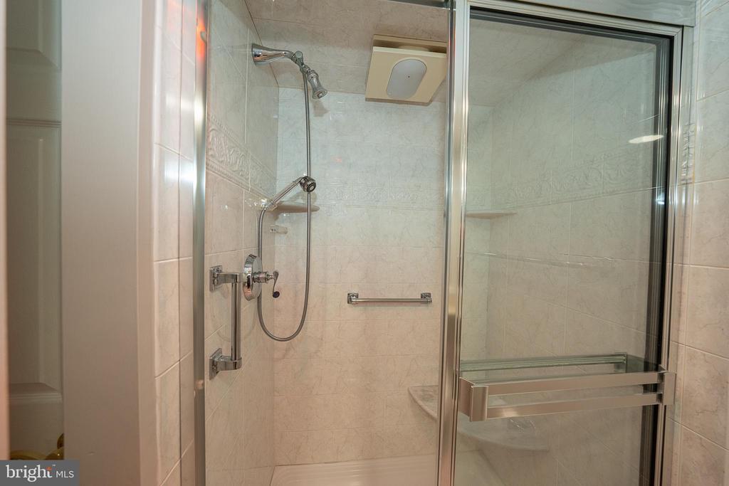 100 West Ave #607-W