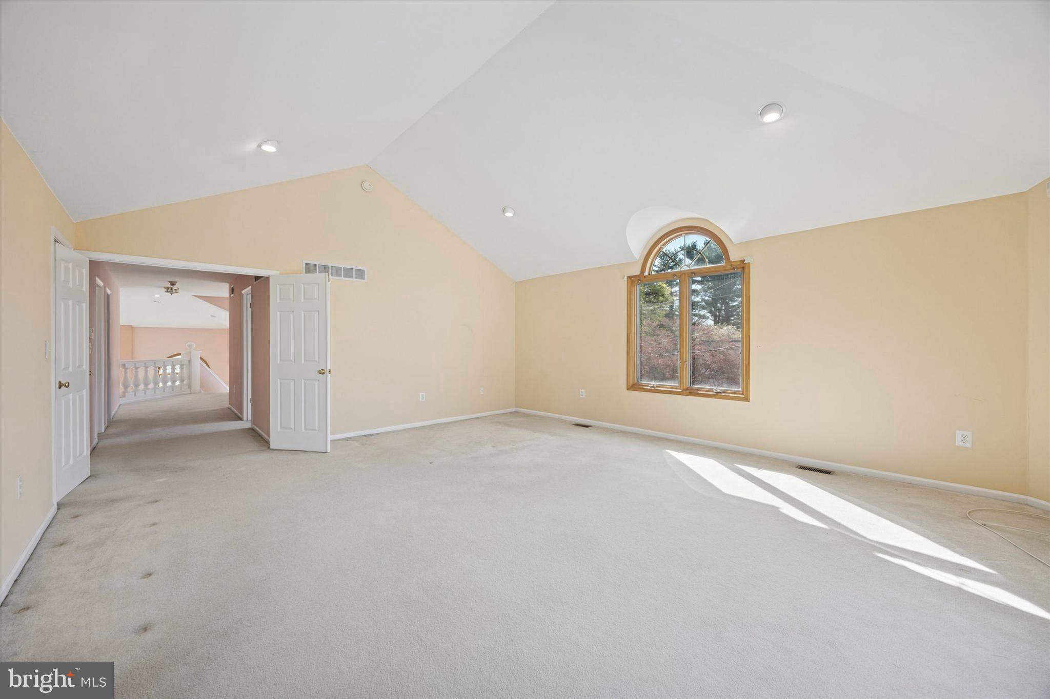 2251 Packard Ave