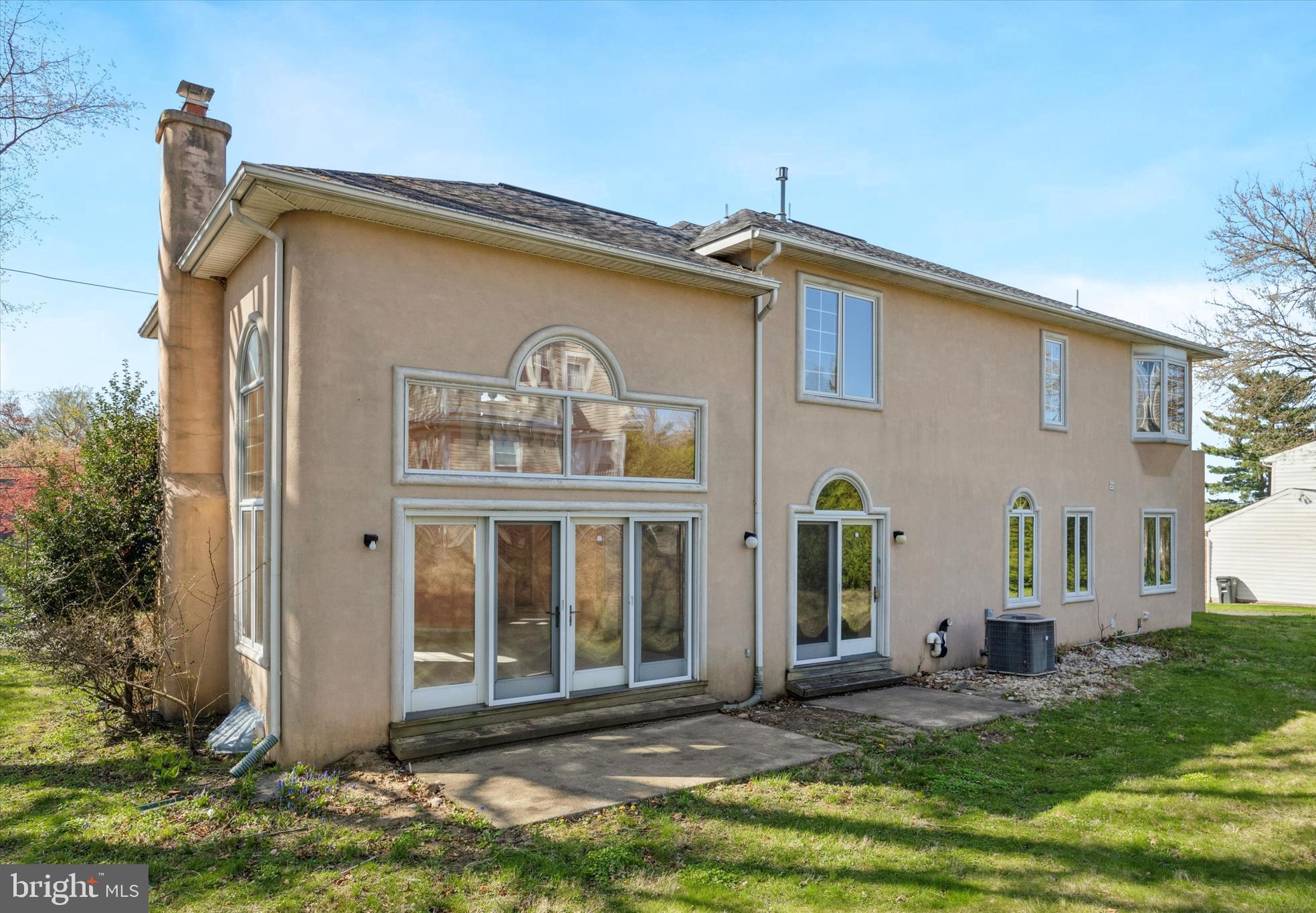 2251 Packard Ave
