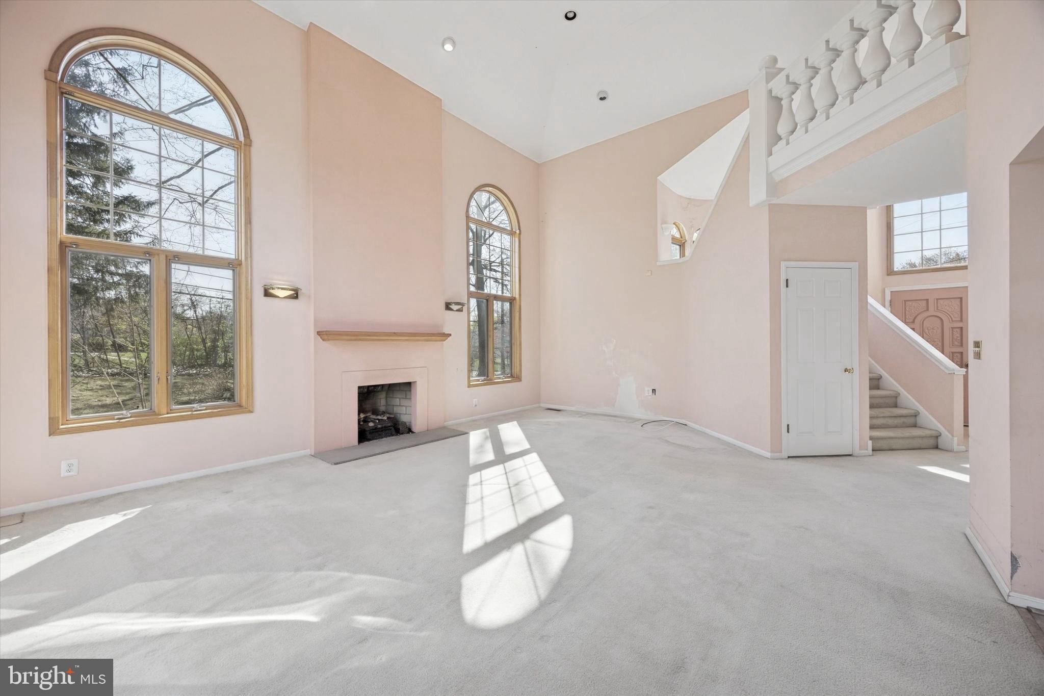 2251 Packard Ave