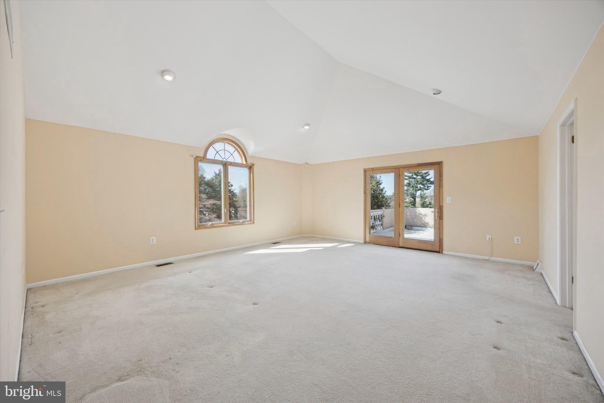 2251 Packard Ave