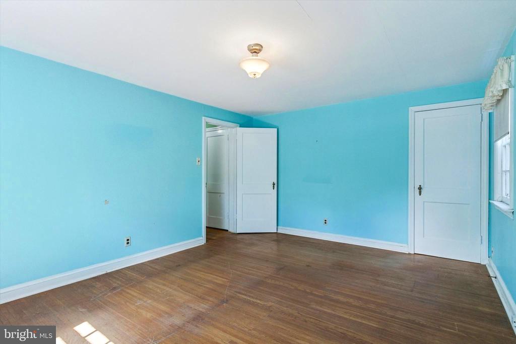 219 Williamsburg Rd